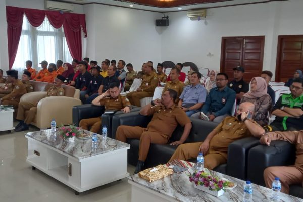 Bupati Aceh Singkil Tinjau Peternakan Itik di Desa Teluk Rumbia